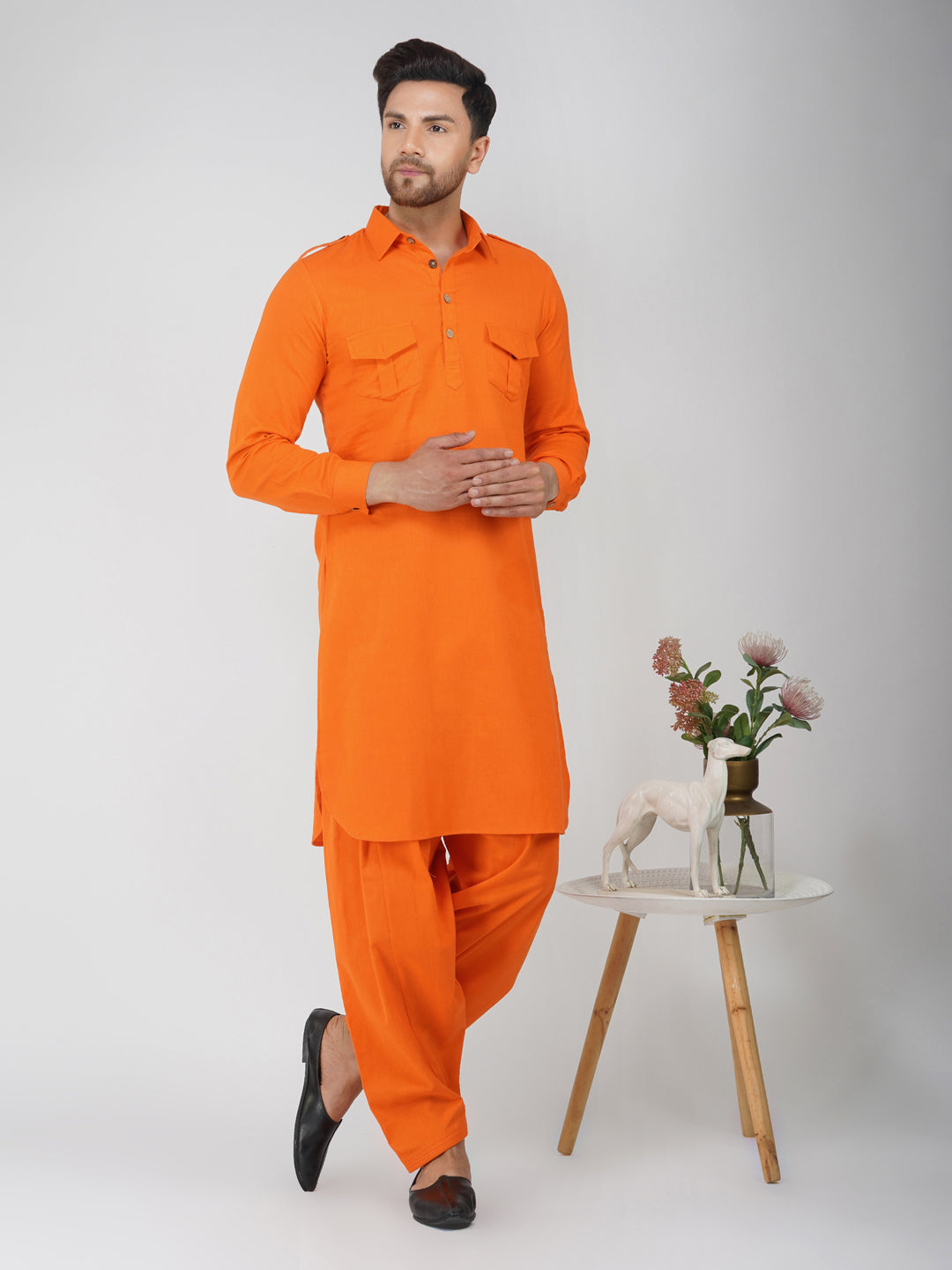 Pathani Bhgwa Kurta Pyjama Set